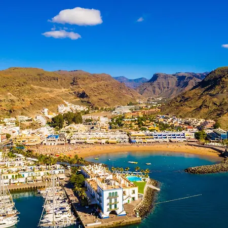 Marina Nº 33 * Puerto De Mogan